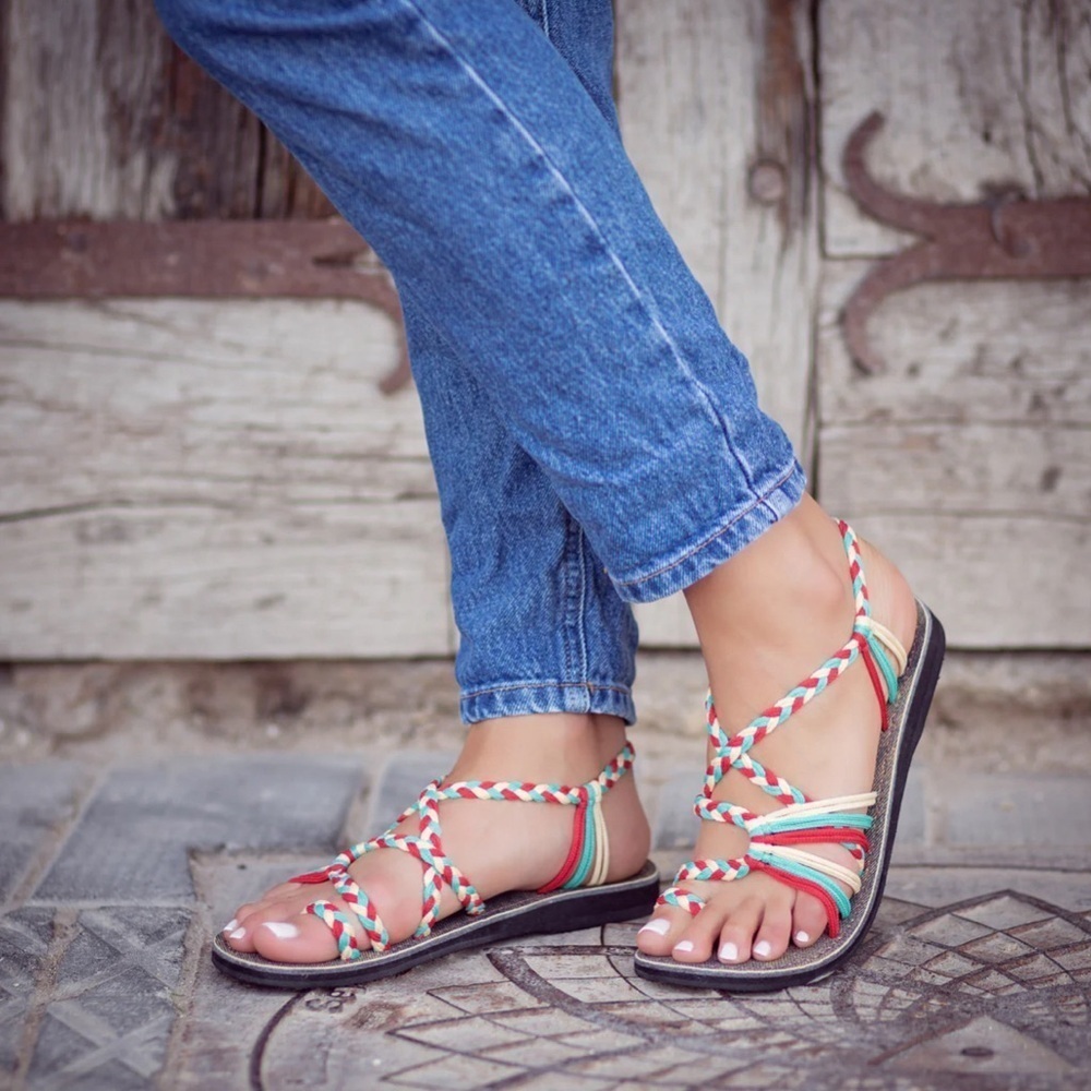 Plaka Handwoven Multicolor Braided Sandals - Picture 6 of 7